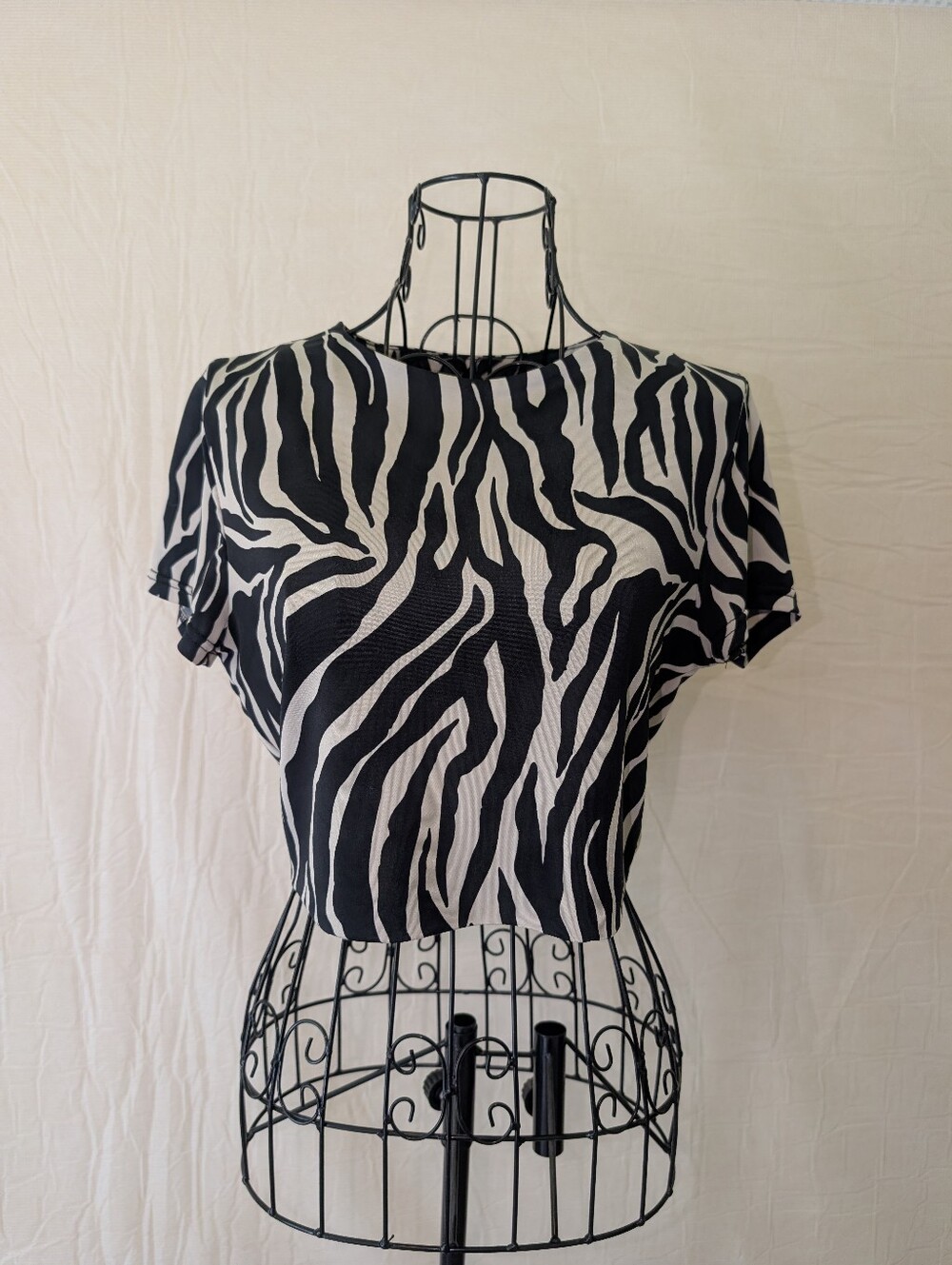 Cropped Zebra Top